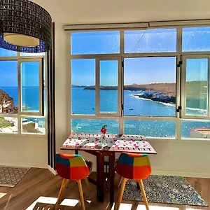 https://black-sand-loft.in-canary-islands.com